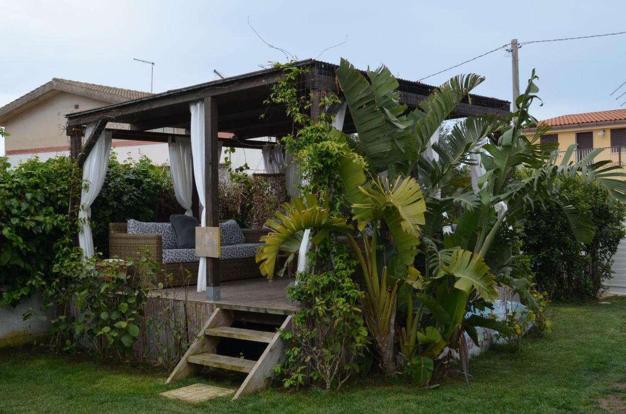 Floripa Surf House Santa Maria del Focallo Exterior foto